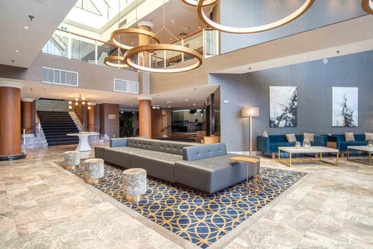 Sandman Sandman Mississauga Lobby